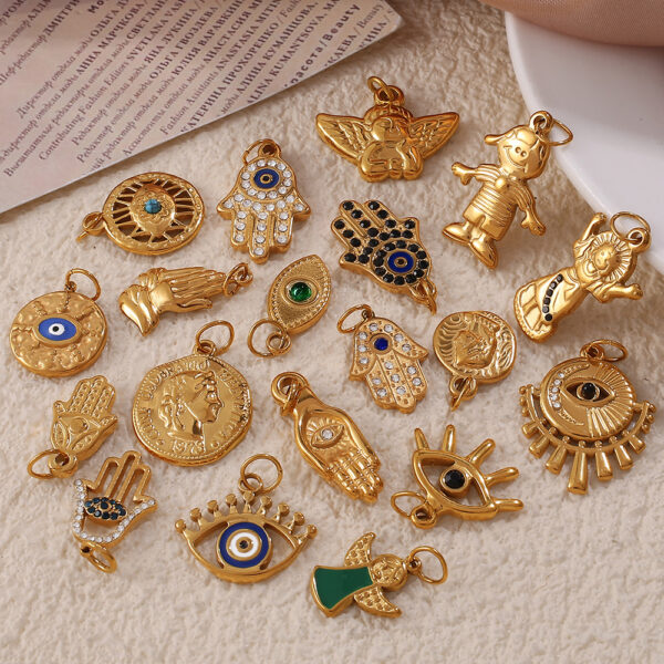 Wholesale Stainless steel 18K gold-plated palm eye pendant