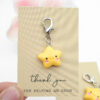 O1CN01FByqvo1IC66R9Kw4X_2219385860856-0-cib Wholesale Little Star Keychain English Thanksgiving Blessing Card Keychain