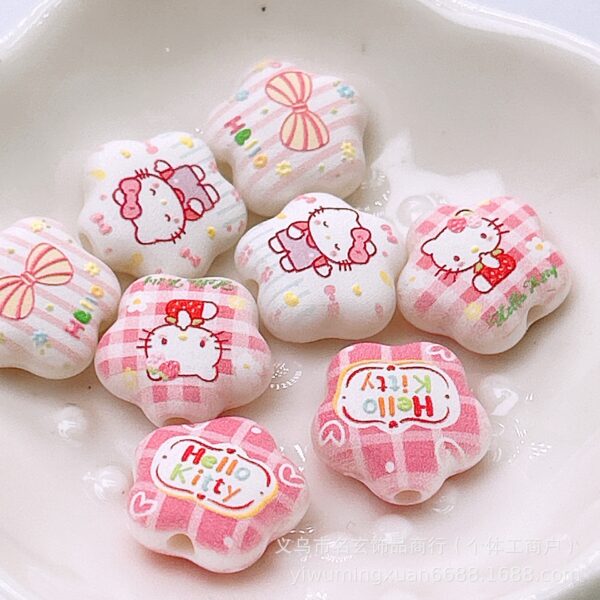 Wholesale 15mm Embossed Double-Sided Printed Plum Blossom Vertical Perforation Acrylic Beads OLY Exclusive