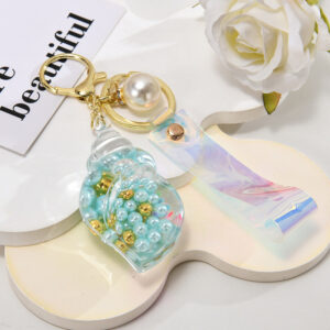 Wholesale Pearl Small Conch Keychain Acrylic