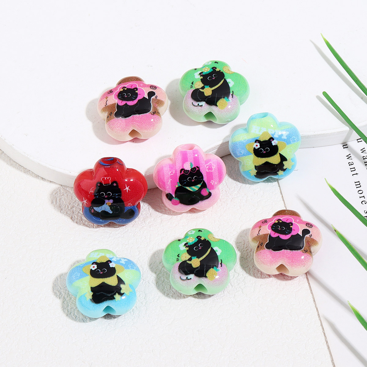 Wholesale 20mm double-sided color cartoon black cat flower acrylic beads