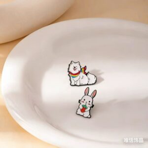 Wholesale Creative Retro Alloy Enamel Puppy Character Brooch