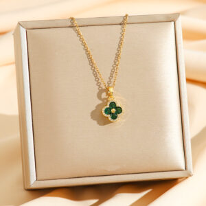 8781 golden green diamond four-leaf clover
