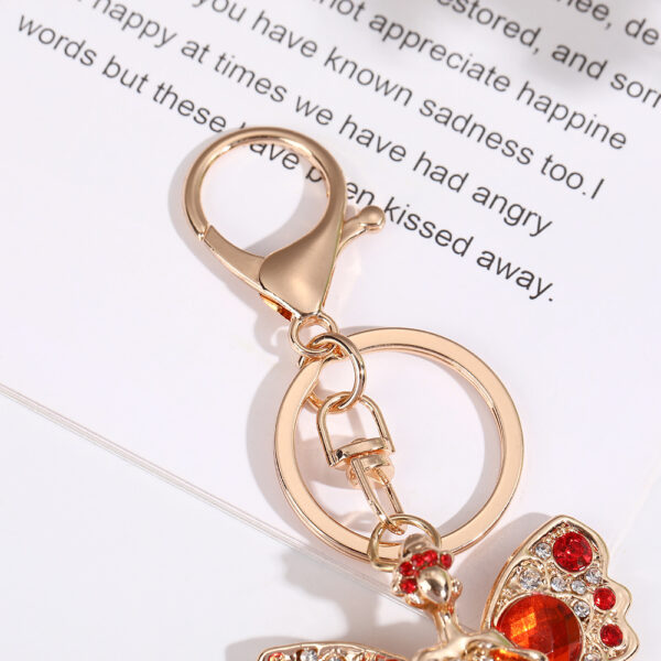 Wholesale Spread Butterfly with Water Diamond Metal Keychain