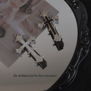 Wholesale Retro Sexy Cross Hairpin Halloween Sweet and Cool Style Hair Clip