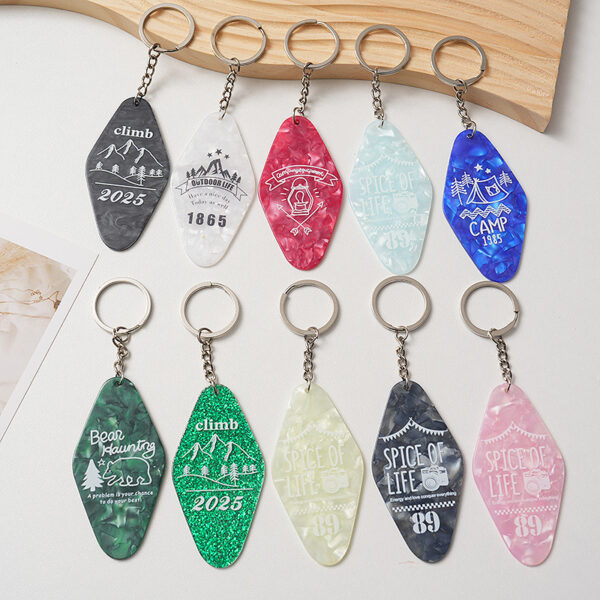 Wholesale Colorful creative acrylic diamond shaped nameplate keychain