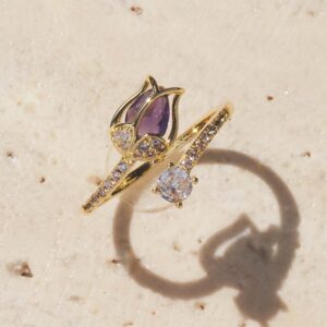 04 / Opening plated with 18k gold
