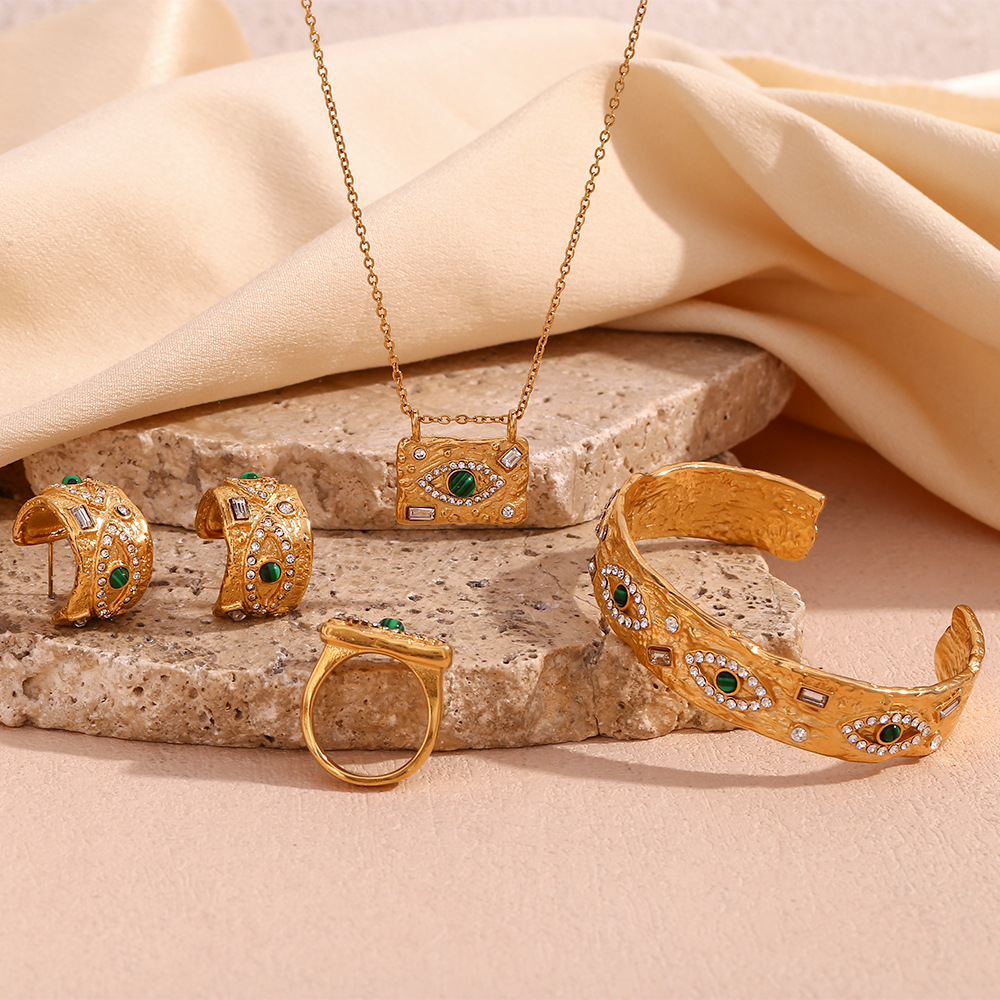 Wholesale Malachite-eyed zircon necklace