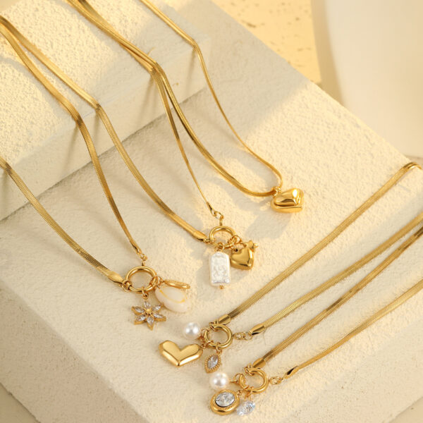 Wholesale Love Pendant Necklace Niche Design Stainless Steel Necklace