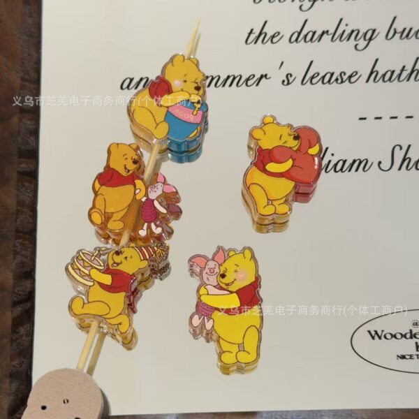 Wholesale 10pcs embossed yellow cartoon bear acrylic beads