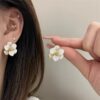 Wholesale Flower Earrings for Women, Elegant Niche Design Earrings,