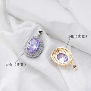 O-shaped chain + pendant (platinum) turns blue