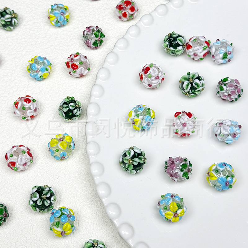 Wholesale petals and many DIY beads