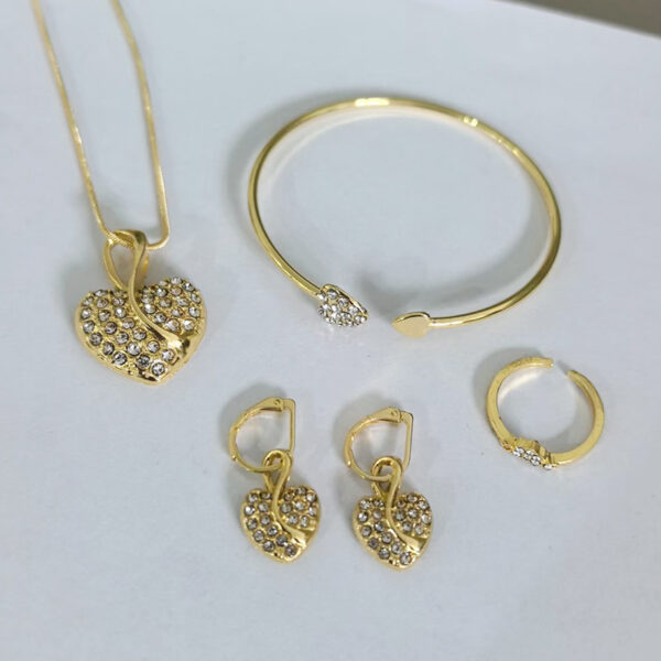 O1CN01GigNIp219wzeuxfZ5_2210199746943-0-cib Wholesale Heart-Shaped Clavicle Necklace Earrings Ring Bracelet Jewelry Set