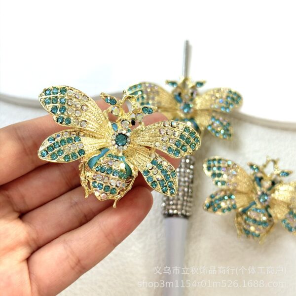 O1CN01GjjJzZ1iSkY7m7clu_2220041874412-0-cib Wholesale Bee inlaid diamond straight hole beads accessory