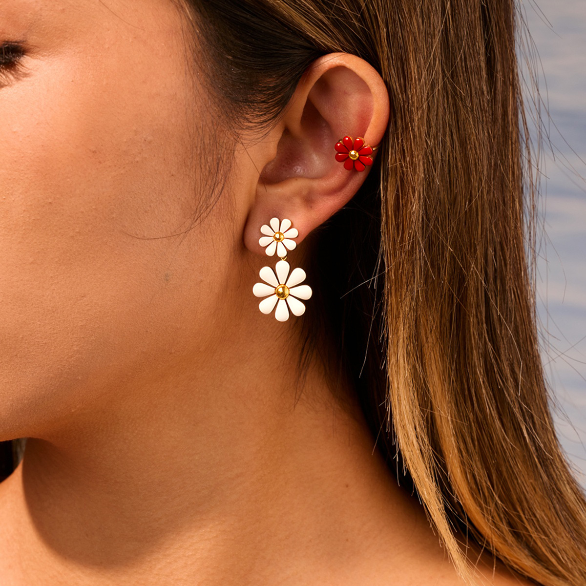 Wholesale Hot-selling titanium steel earrings and ear cus for women in Europe and America - a versatile and fashionable cross-border fashion aessory.