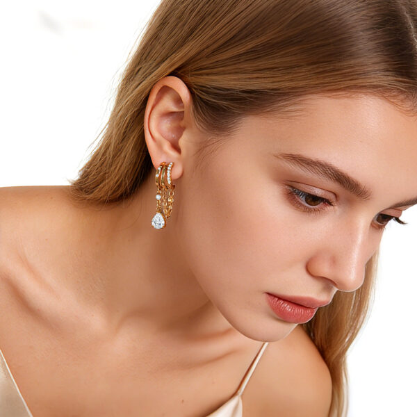 Wholesale Vintage tassel studded diamond earrings