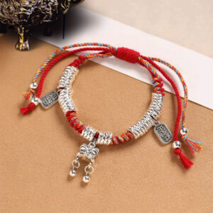 L268-6 lion awakening pendant