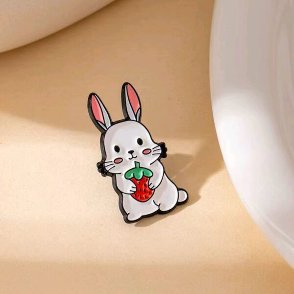 O1CN01GugHEc1b5fHVtZr3Q_2221167713414-0-cib Wholesale Creative Retro Alloy Enamel Puppy Character Brooch