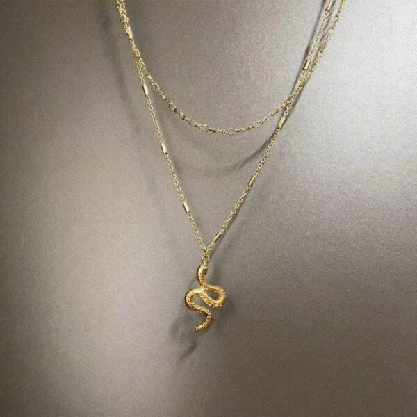 Wholesale Serpentine Fried Dough Twists Chain Layered Snake Pendant Necklace