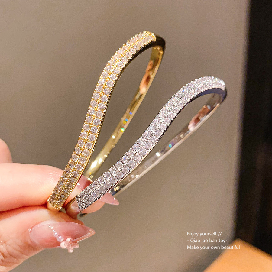 Wholesale 18k genuine gold electroplated zircon round buckle bracelet