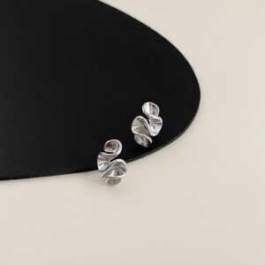 Ruffled pleated silver