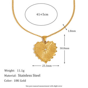 Diamond love pendant necklace-gold