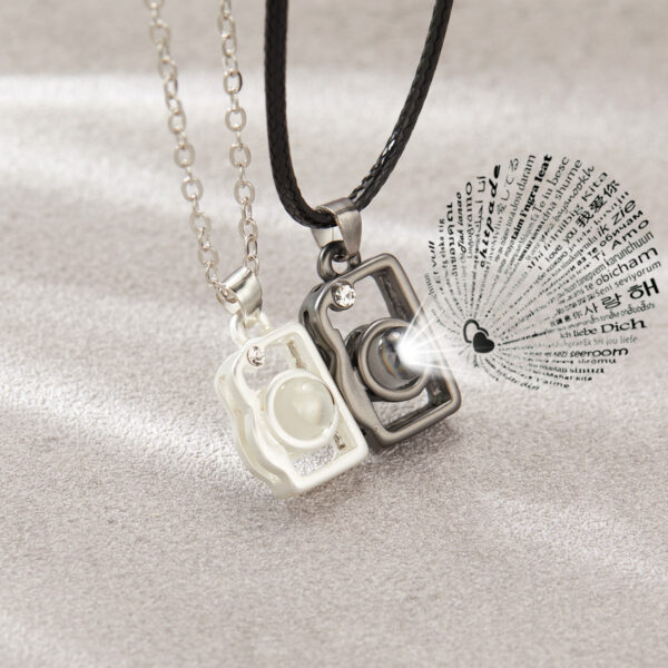 Wholesale Couple Magnetic Love Splicing Sun Moon Projection Necklace
