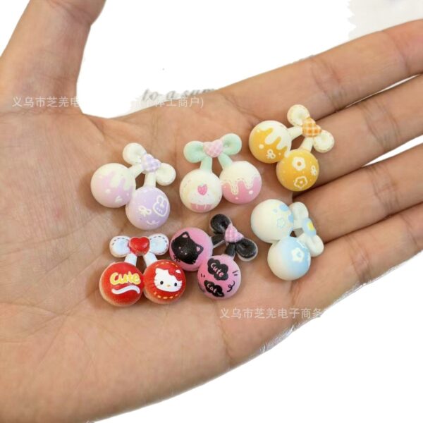 Wholesale 10pcs relief cake cartoon cat cherry acrylic beads