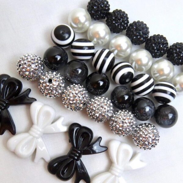 Wholesale 50pcs Black and White Printing Mixed Color 20MM Acrylic Large Beads DIY Bow Mixed Beaded Loose Beads Combination