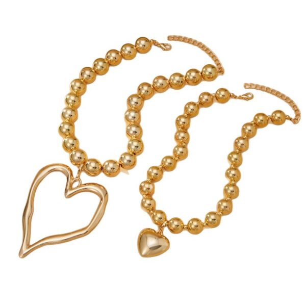 Wholesale Irregular heart-shaped Bohemian beaded necklace