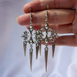 O1CN01HWJldX1nr5XqkbcWI_2212841575142-0-cib Wholesale Gothic silver pointed filigree long earrings