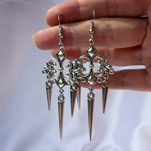Wholesale Gothic silver pointed filigree long earrings