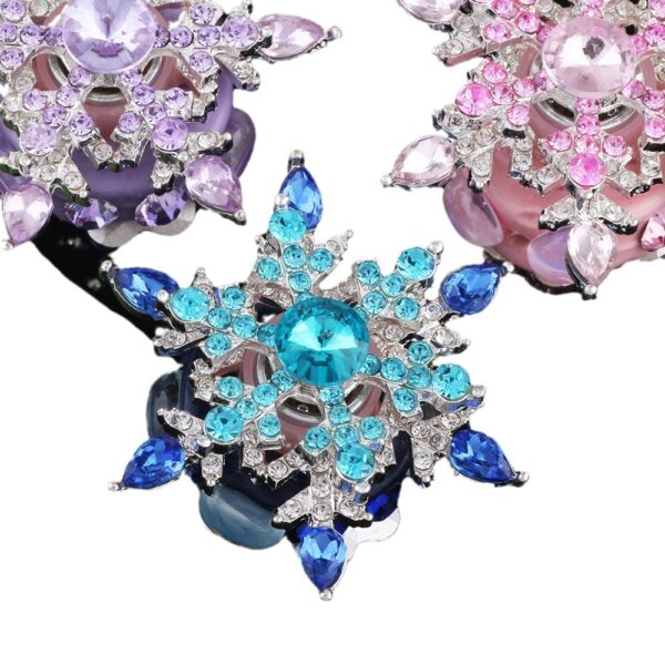 O1CN01HfLwY31Ddy1VxHFhG_2491030240-0-cib Wholesale Diamond inlaid rotating snowflake alloy clay beads