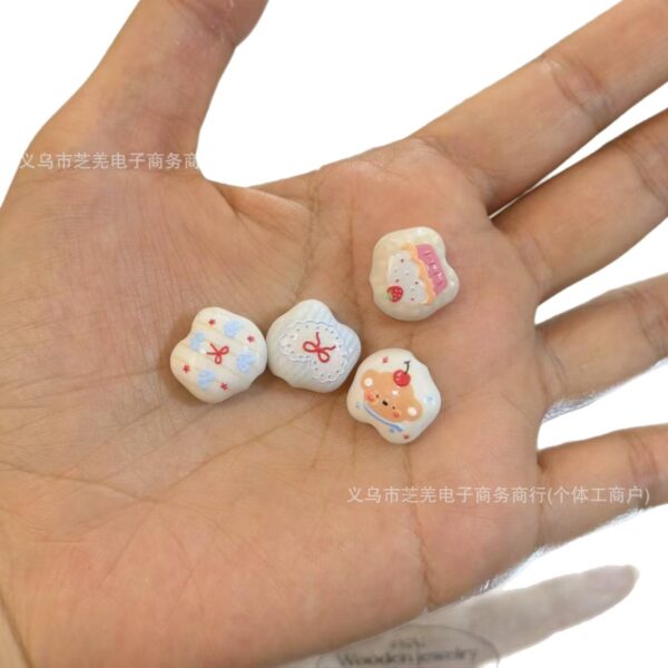 Wholesale 10pcs Embossed Bow Cake Bear Frangipani Acrylic Beads