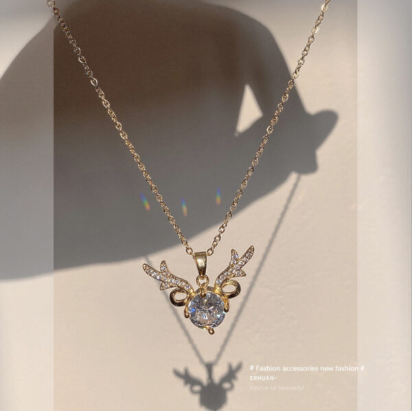 O1CN01Hv25Wk1E6ofxeNmMz_2207814330303-0-cib Wholesale Titanium steel zircon necklace female deer