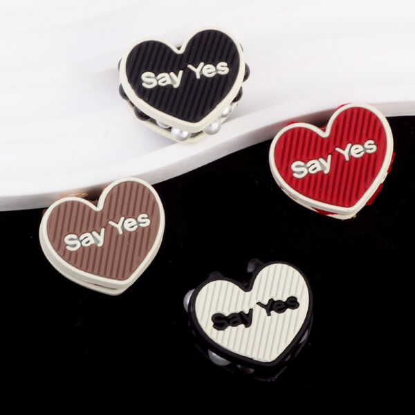 Wholesale 10pcs colored peach heart soft ceramic diamond beads