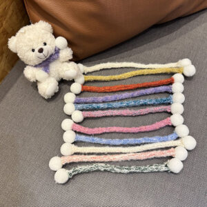 Wholesale White fluffy scarf Doll Accessories