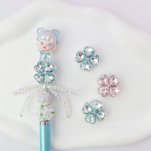Wholesale Live stream play cute grain pen diy accessories small fresh clear lucky four-leaf clover alloy heavy industry accessories finished pen