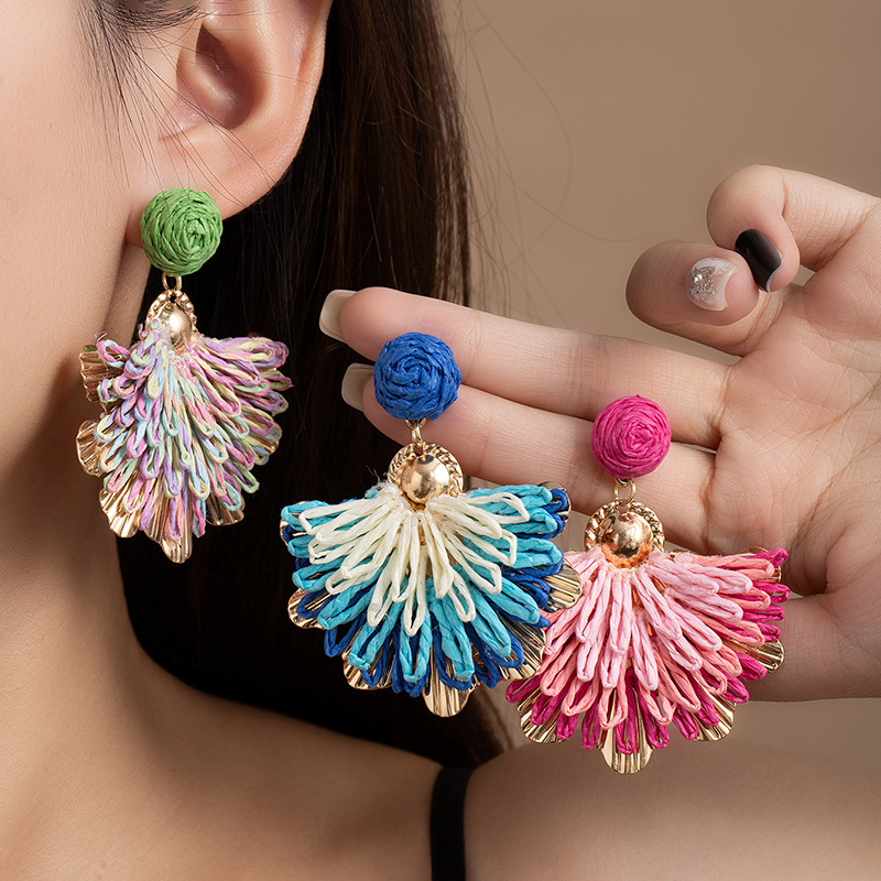 Wholesale Ethnic Style Hand-Woven Flower Earrings Bohemian Holiday Style Earrings
