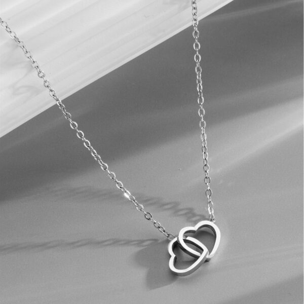 Wholesale Heart-shaped Necklace Titanium Steel
