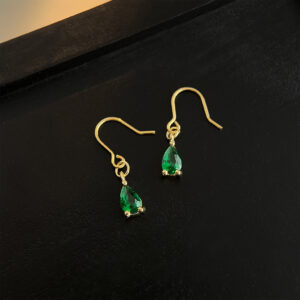 Emerald zircon teardrop shape