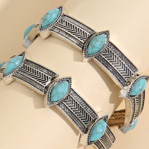 Wholesale Turquoise Bohemian Style Fake Short Necklace