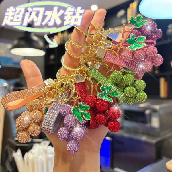 Wholesale Full diamond 3D grape cluster keychain