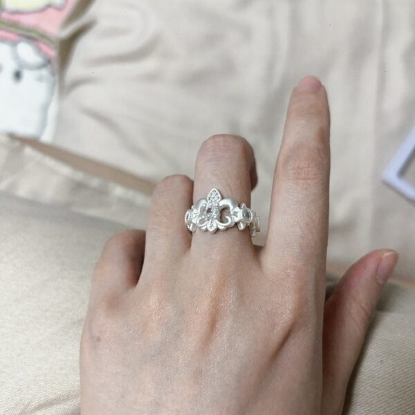 Wholesale Medieval Style Cross Retro White Iris Flower Zircon Jewelry High-End Light Luxury Niche Design Open Ring for Women