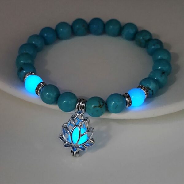 Wholesale European and American Hot-selling Creative All-match White Turquoise Yoga Luminous Lotus Bracelet Multicolor Natural Stone Fluorescent Bracelet for Women