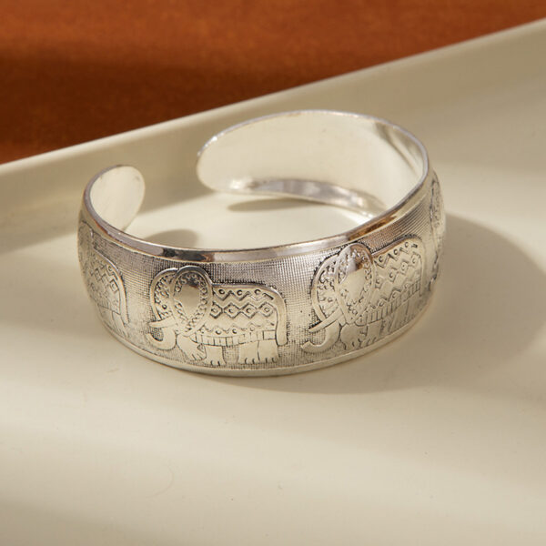 Wholesale Vintage ethnic style carved wide open face bracelet