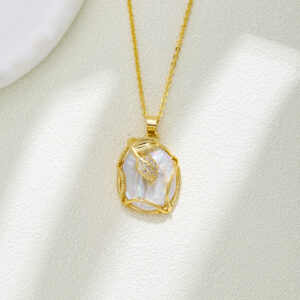 Gold leaf baroque necklace