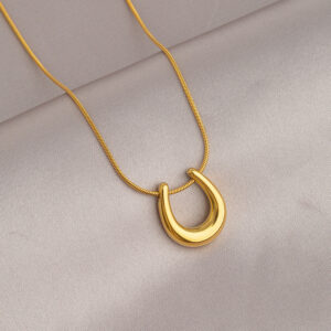 Gold u-shaped necklace