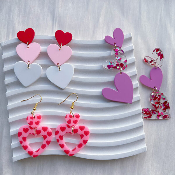 Wholesale Valentine's Day Pink Irregular Love Acrylic Earrings